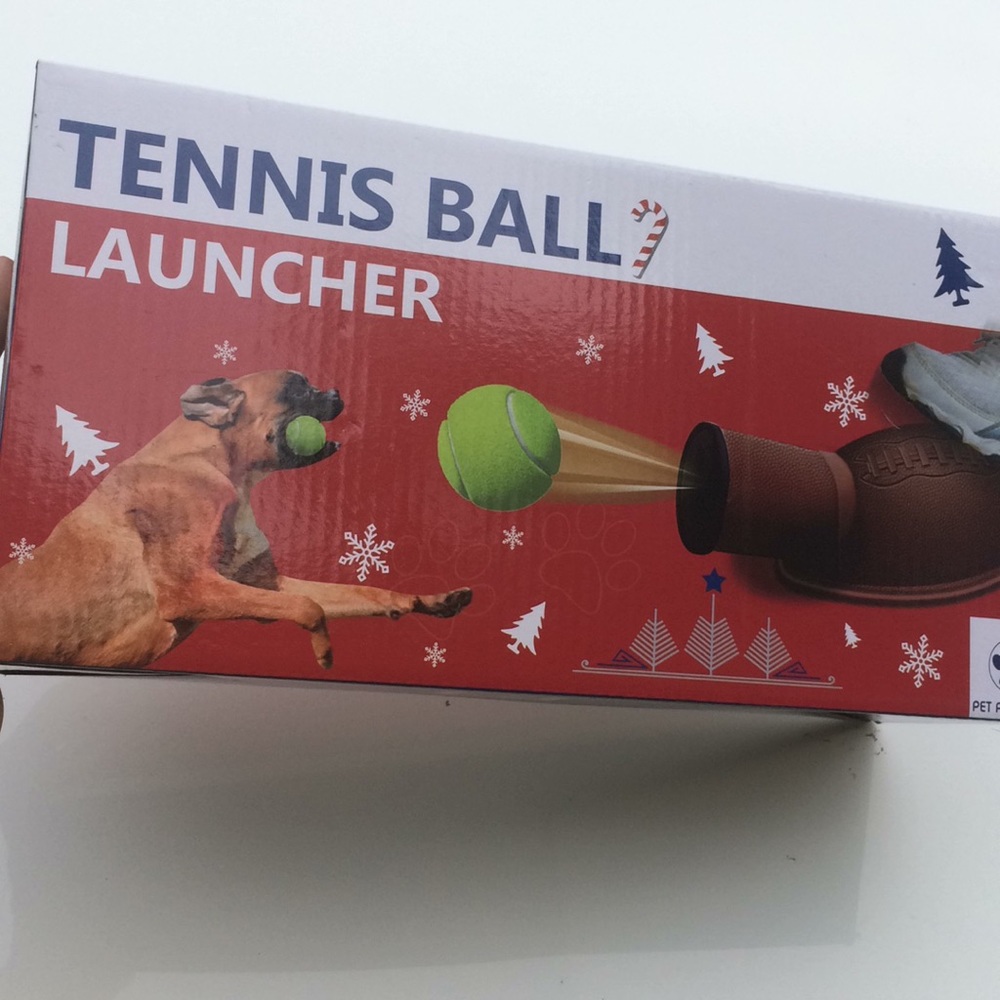 Dog tennis ball launcher